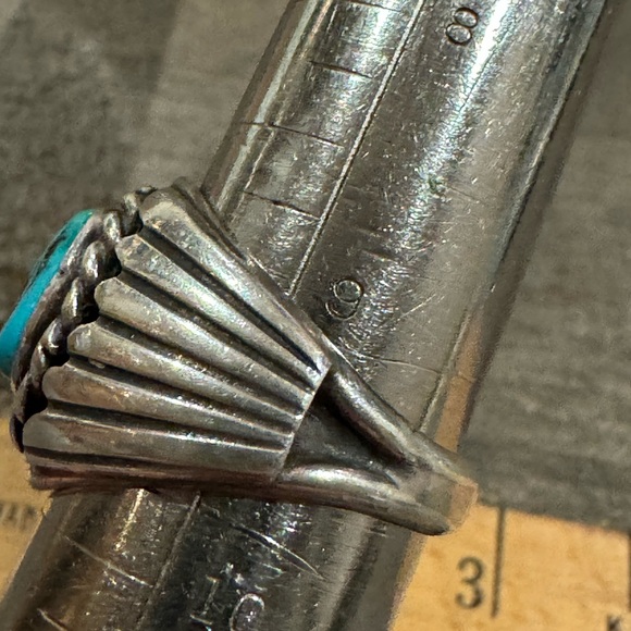 Vintage Native American Sterling silver and turquoise ring - Picture 12 of 12